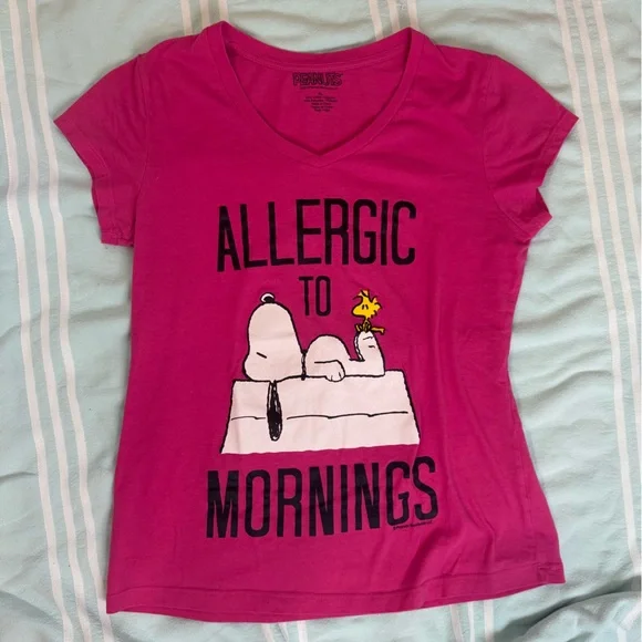 Peanuts Fuchsia Tee - Picture 1 of 3